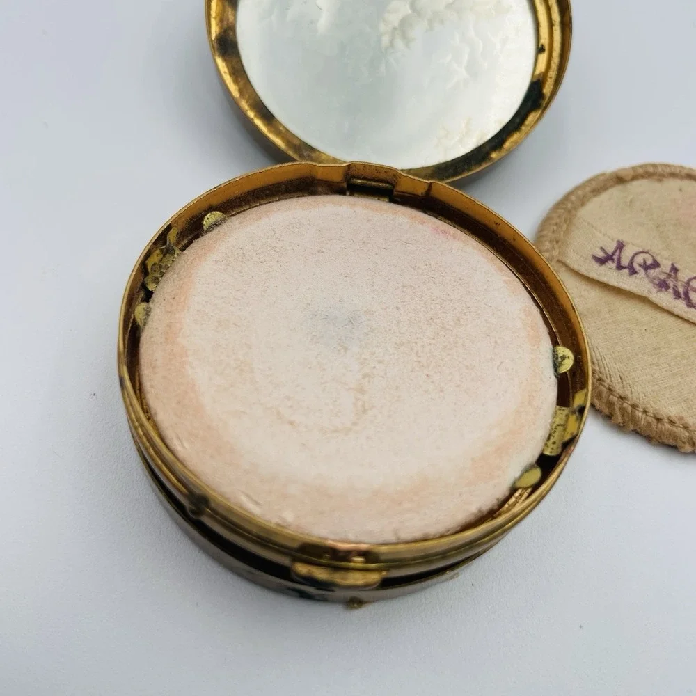 Vintage Compact Double Compartment Powder Blush Puff Unmarked 1932 Gold Green